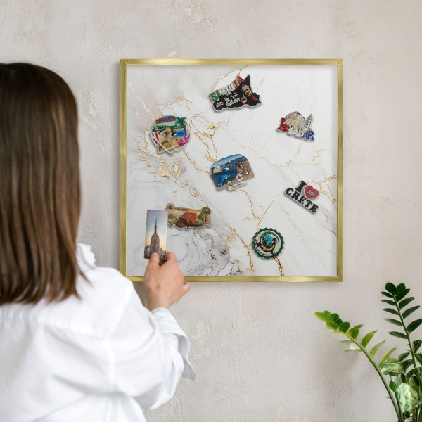 Magnetisch bord voor reismagneten met gouden lijst Marmeren elegantie