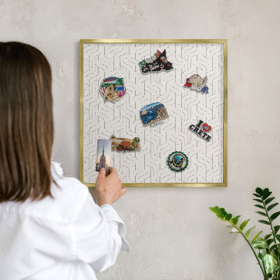 Metalen magneetbord met lijst in het goud Zachte golven