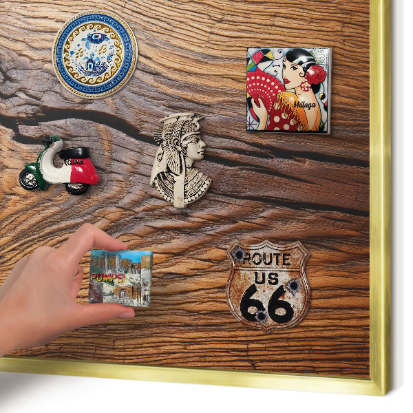 Metalen magneetbord met lijst in het goud Houtstructuur