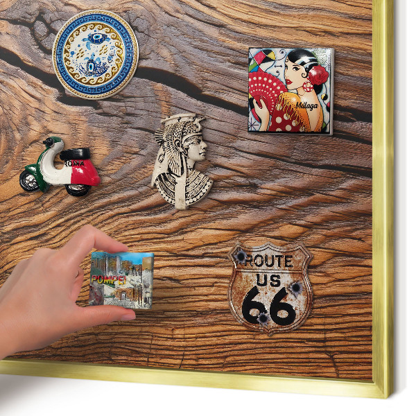 Metalen magneetbord met lijst in het goud Houtstructuur