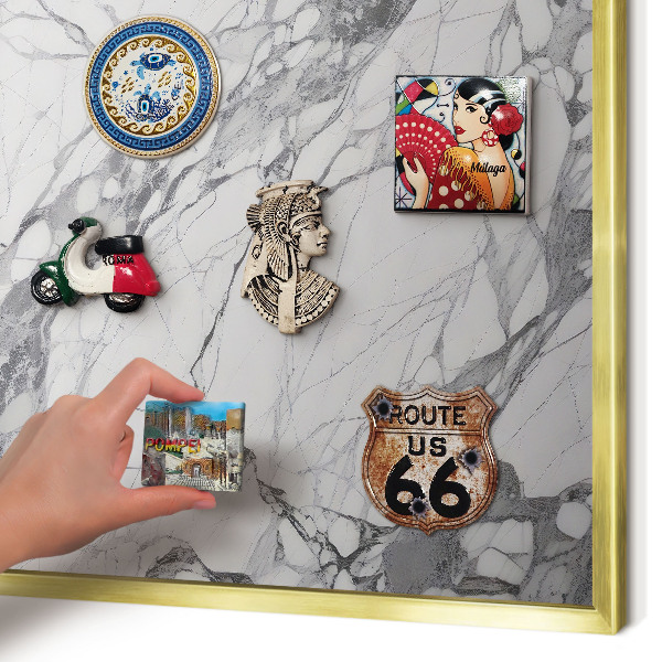 Magnetisch bord voor reismagneten met gouden lijst Marmeren elegantie