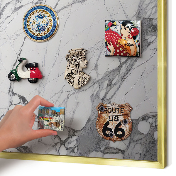 Magnetisch bord voor reismagneten met gouden lijst Marmeren elegantie