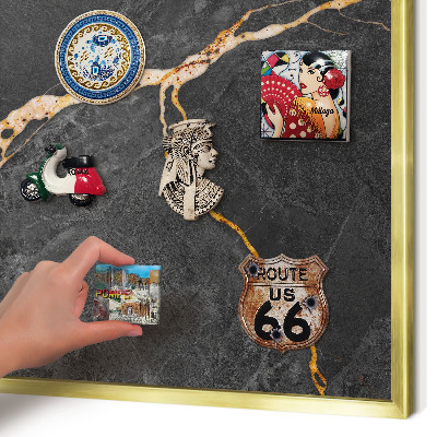 Metalen magneetbord met lijst in het goud Marmeren linten