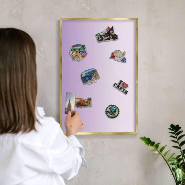 Metalen magneetbord met lijst in het goud Subtiele kleurovergang