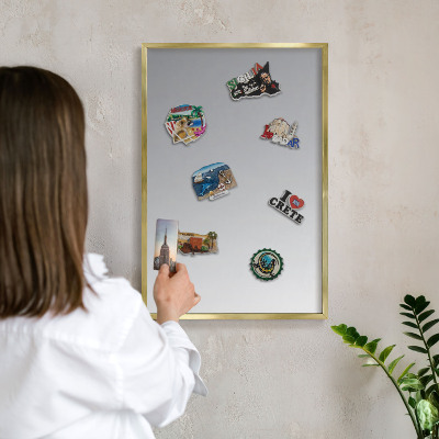 Metalen magneetbord met lijst in het goud Grijze gradiënt