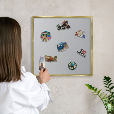 Metalen magneetbord met lijst in het goud Grijze gradiënt