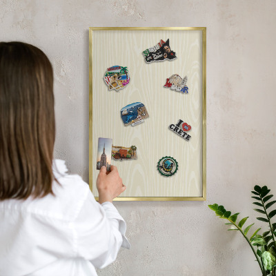 Metalen magneetbord met lijst in het goud Beige korrel