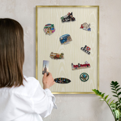 Metalen magneetbord met lijst in het goud Beige korrel