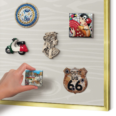 Magnetisch bord voor reismagneten met gouden lijst Houten constructie