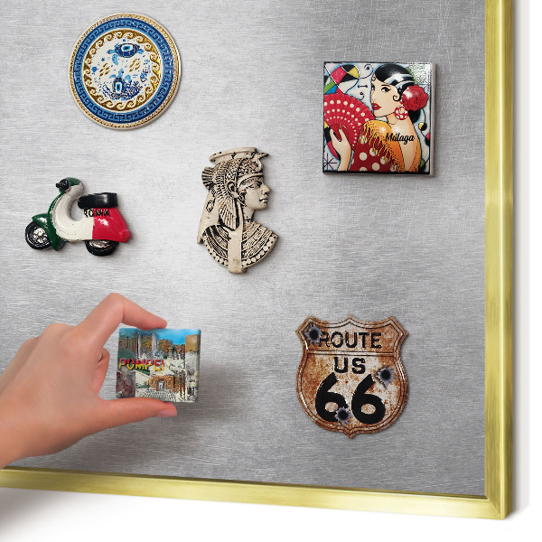 Metalen magneetbord met lijst in het goud Metaalachtig oppervlak