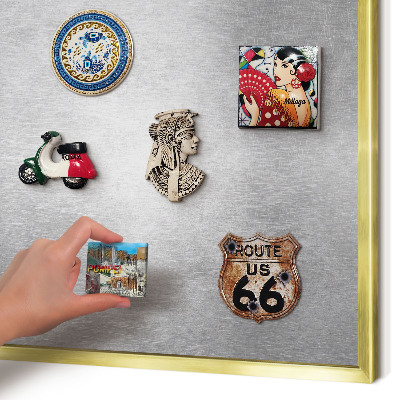 Metalen magneetbord met lijst in het goud Metaalachtig oppervlak