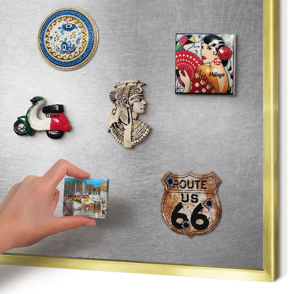 Metalen magneetbord met lijst in het goud Metaalachtig oppervlak
