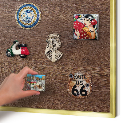 Metalen magneetbord met lijst in het goud Bruin hout