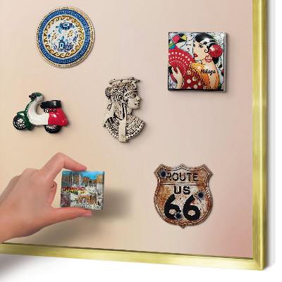 Metalen magneetbord met lijst in het goud Zachtbeige