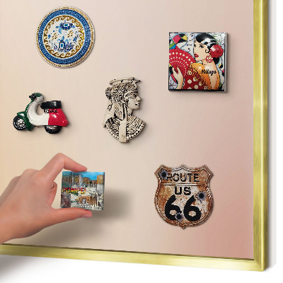 Metalen magneetbord met lijst in het goud Zachtbeige
