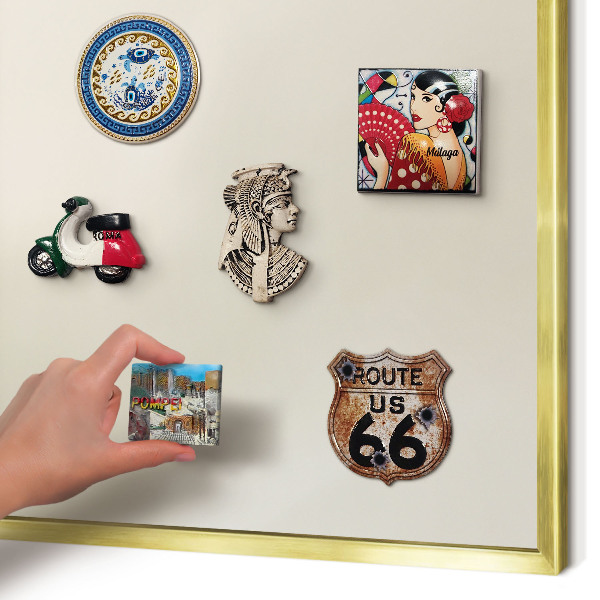 Magnetisch bord voor reismagneten met gouden lijst Misttoon