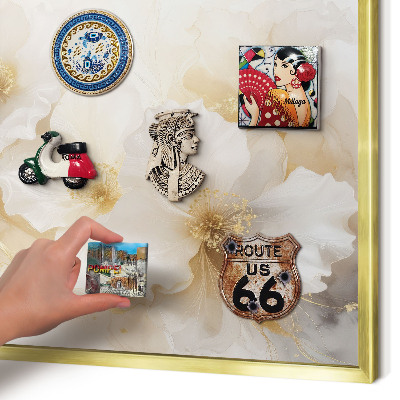 Metalen magneetbord met lijst in het goud Pastelkleurige bloemen