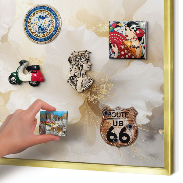 Metalen magneetbord met lijst in het goud Pastelkleurige bloemen
