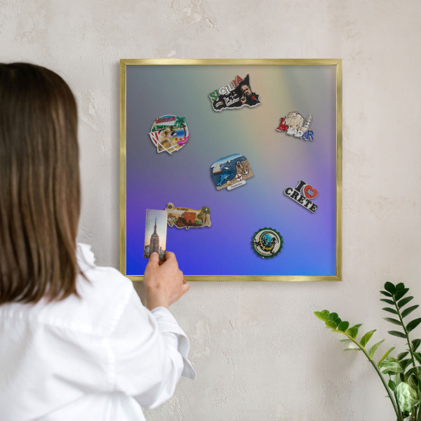Metalen magneetbord met lijst in het goud Subtiele kleurovergang