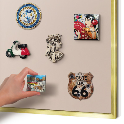 Metalen magneetbord met lijst in het goud Beige roze