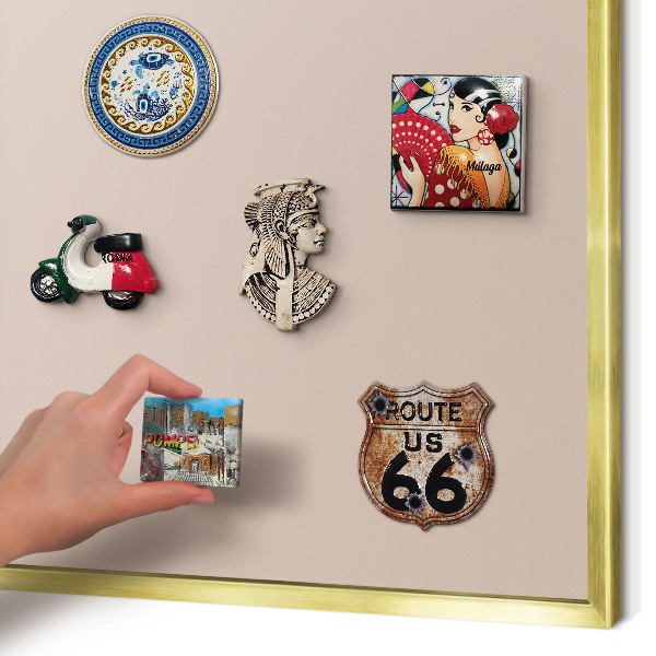 Metalen magneetbord met lijst in het goud Beige roze