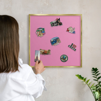 Magnetisch bord voor reismagneten met gouden lijst Koel roze