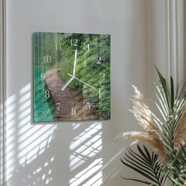 Vierkante glazen klok Houten loopbrug