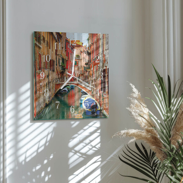 Vierkante glazen klok Venetië