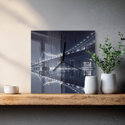 Vierkante glazen wandklok Brug