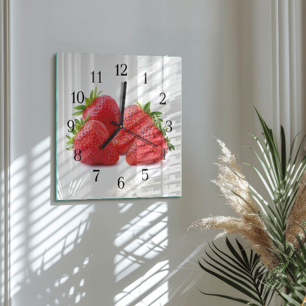 Vierkante glazen wandklok Aardbeien