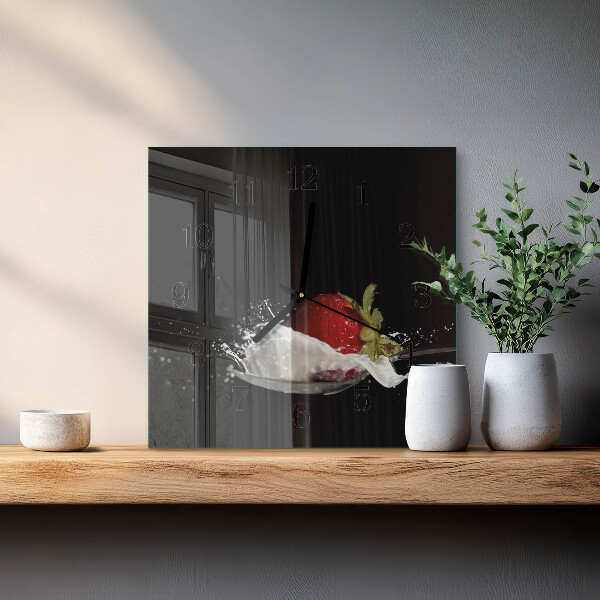 Vierkante glazen wandklok Aardbei