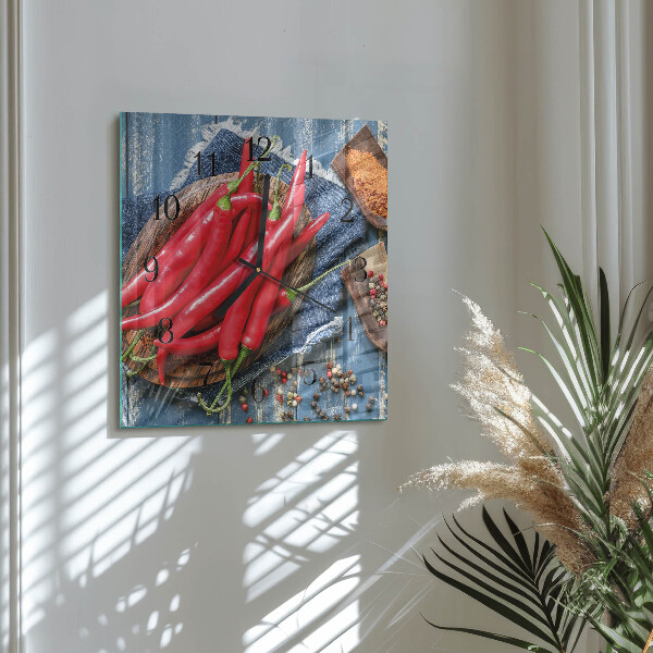 Vierkante glazen wandklok Chilipeper