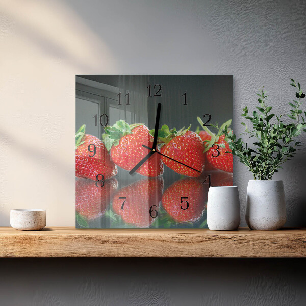 Vierkante glazen wandklok Aardbeien