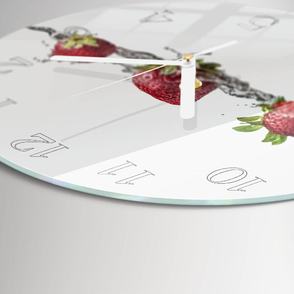 Ronde glazen klok Aardbeien in water